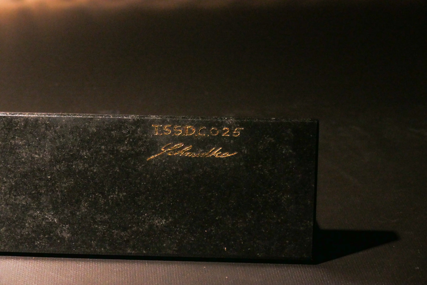 Knife block made of Star Galaxy Gold | Diamond cut
