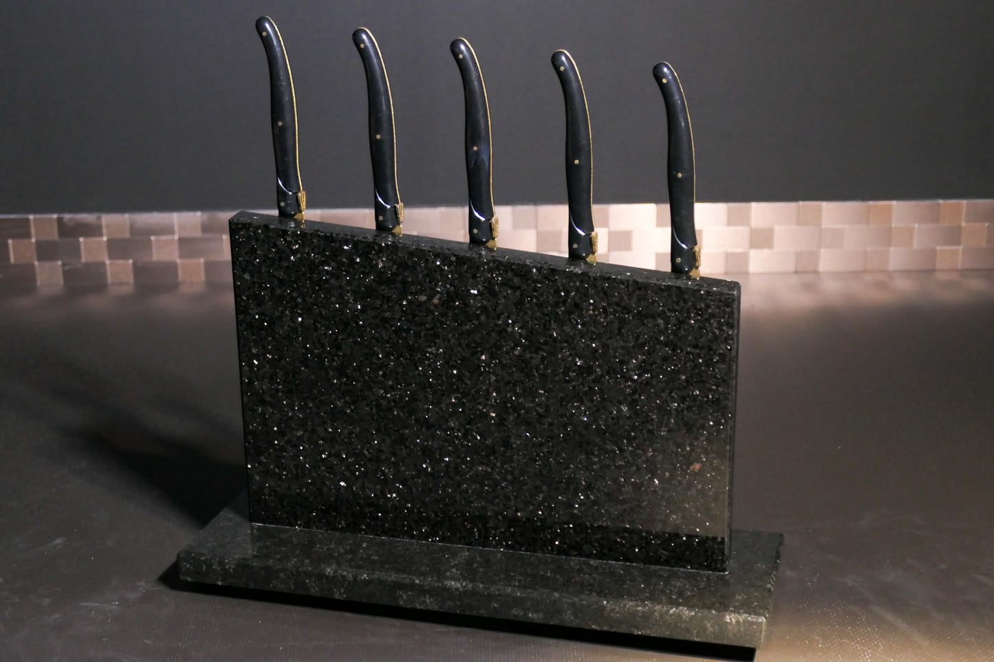 Knife block made of Star Galaxy Gold | Diamond cut