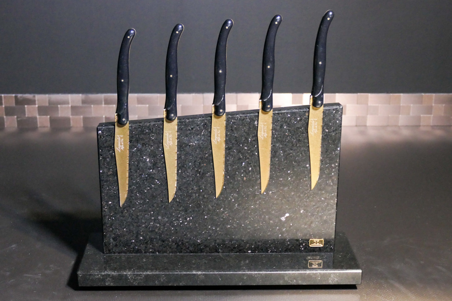 Knife block made of Star Galaxy Gold | Diamond cut