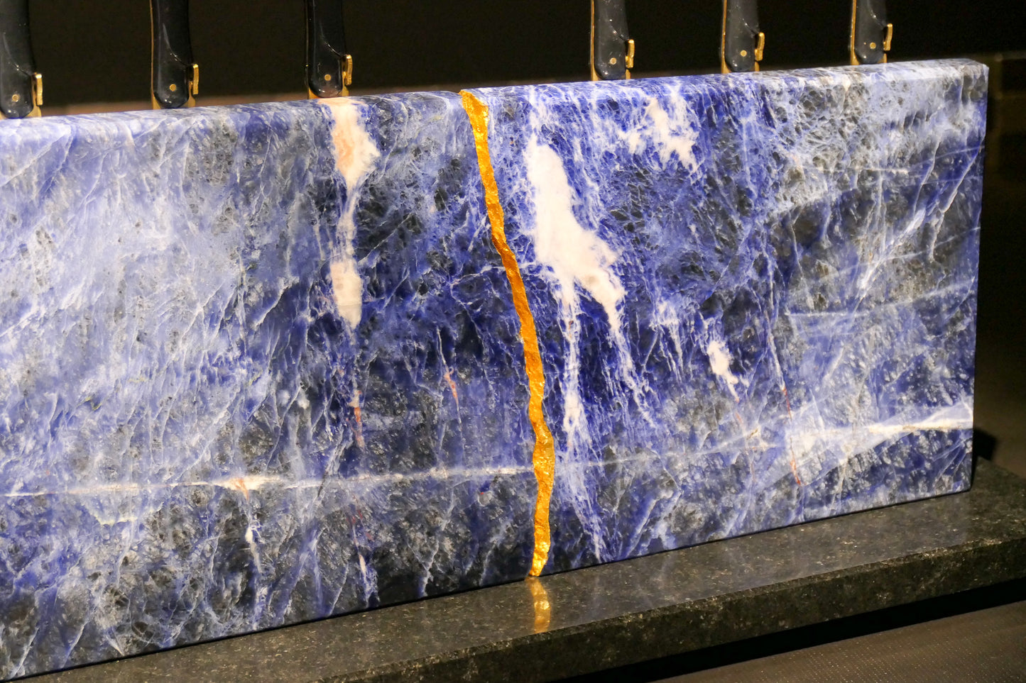 Sodalite knife block | Diamond Cut