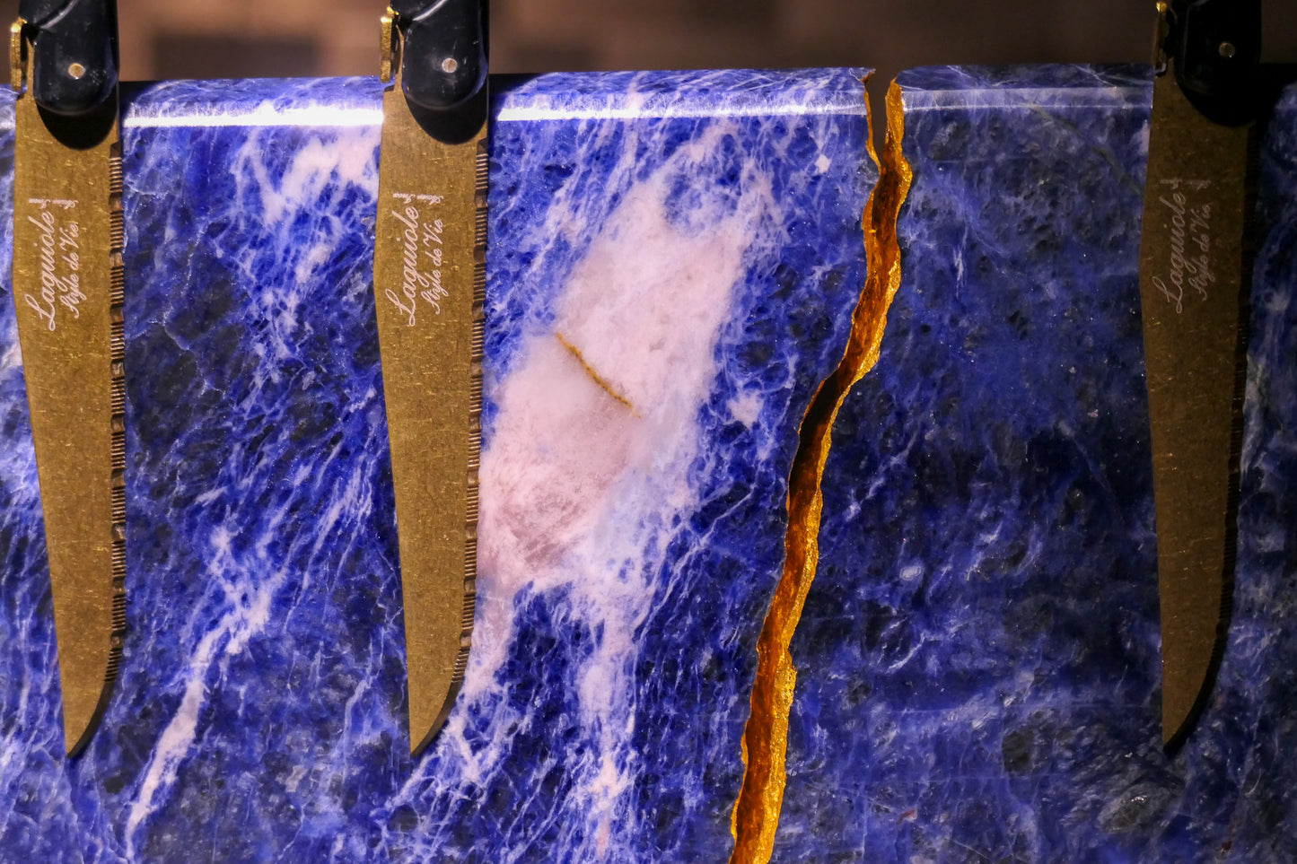 Sodalite knife block | Diamond Cut