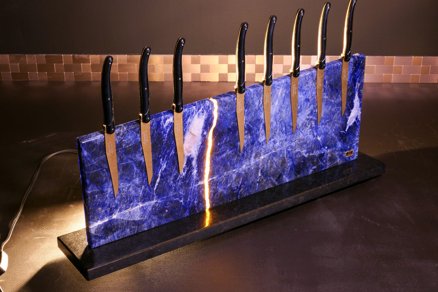 Sodalite knife block | Diamond Cut