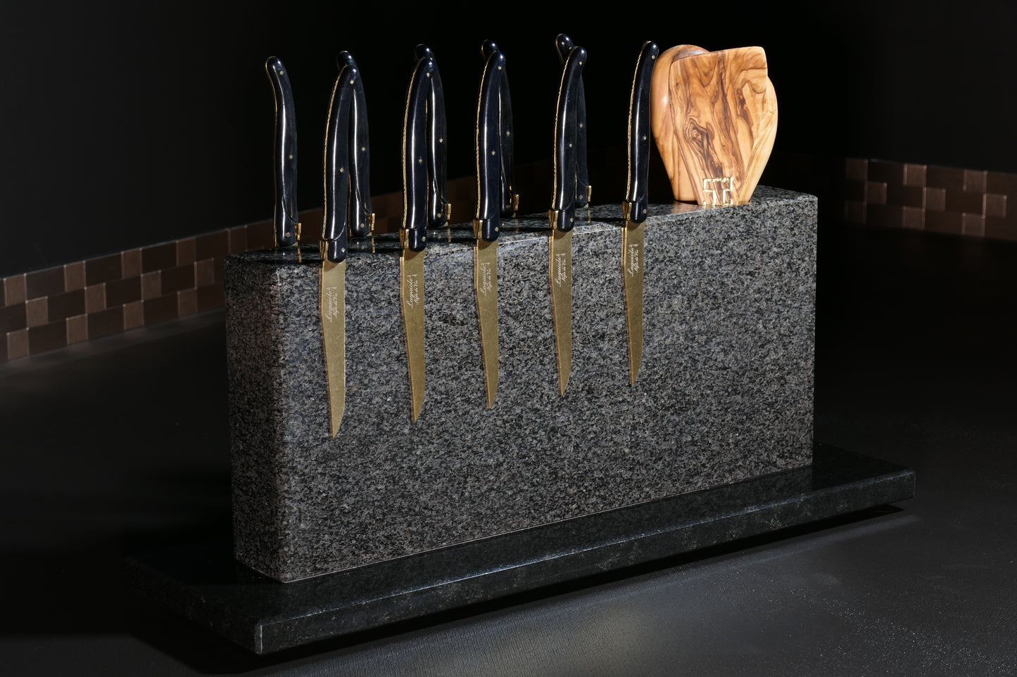 Knife block made of Nero Impala | Big Diamond Cut