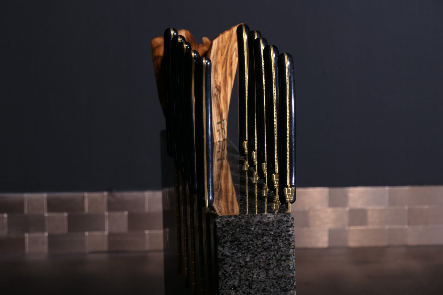 Knife block made of Nero Impala | Big Diamond Cut