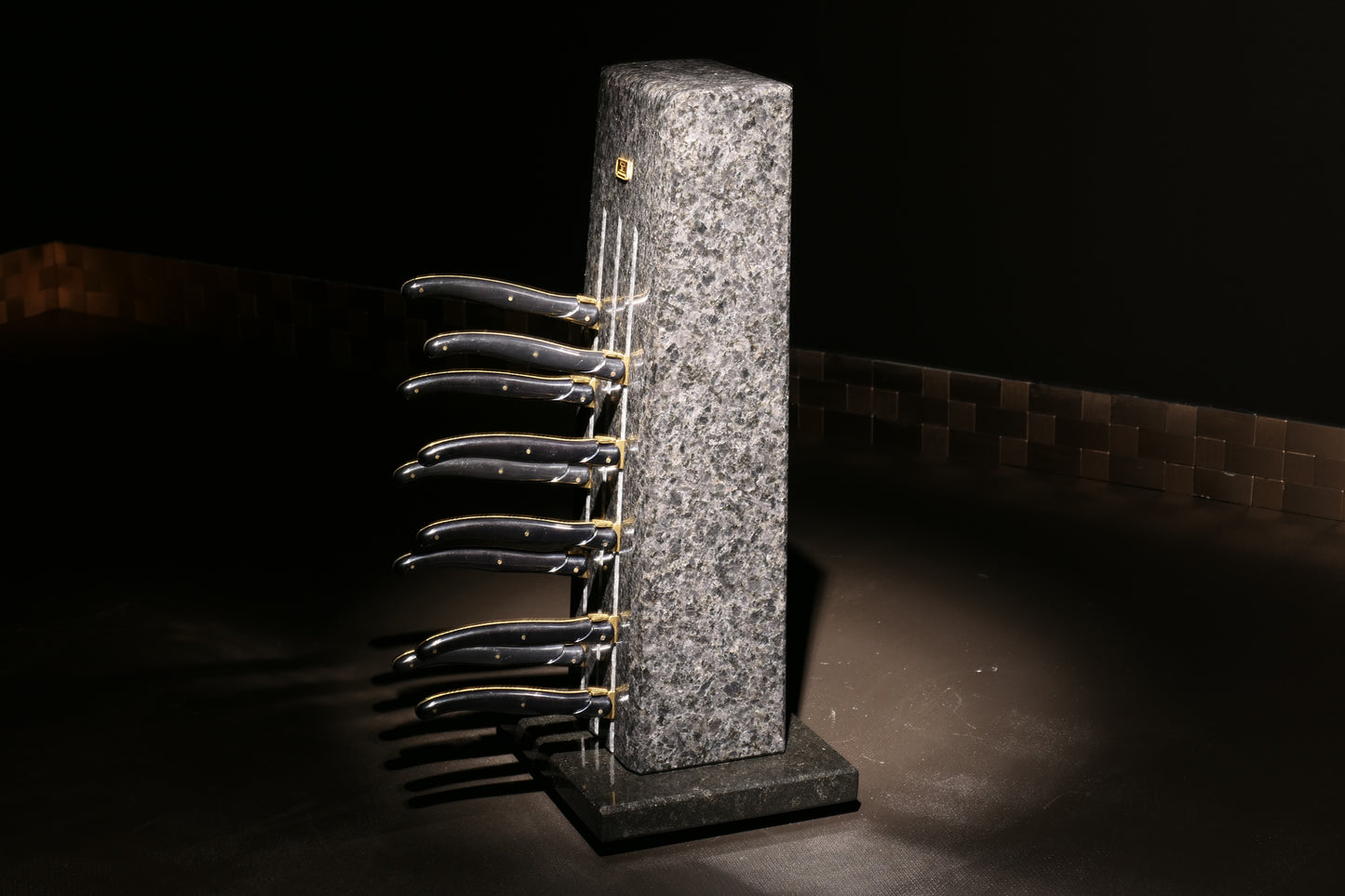 Knife block made of Nero Impala | Big Diamond Cut