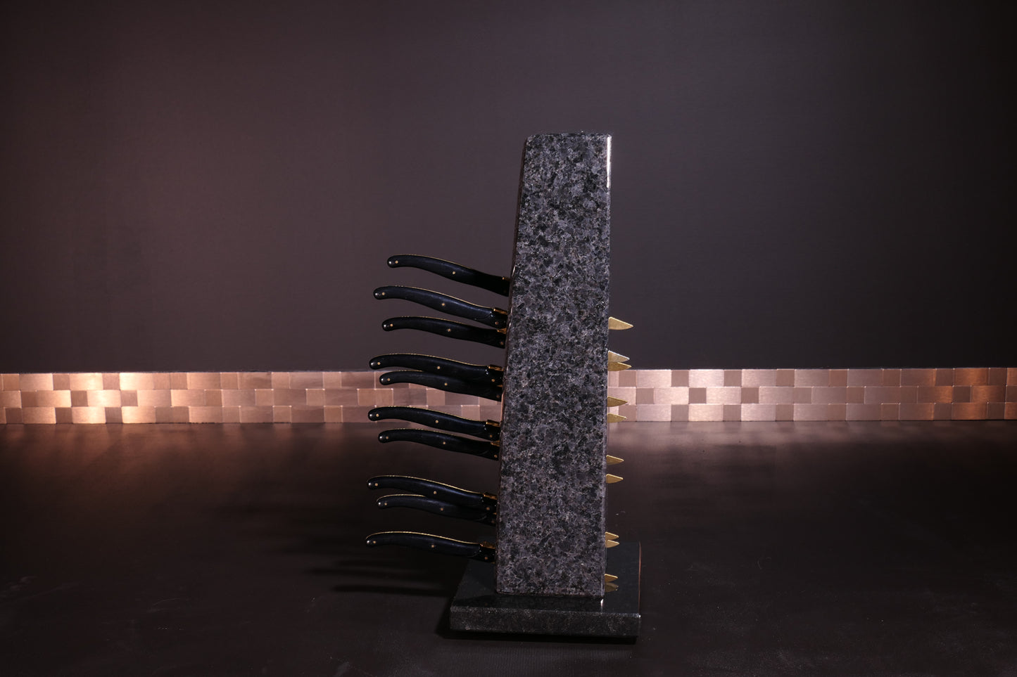 Knife block made of Nero Impala | Big Diamond Cut