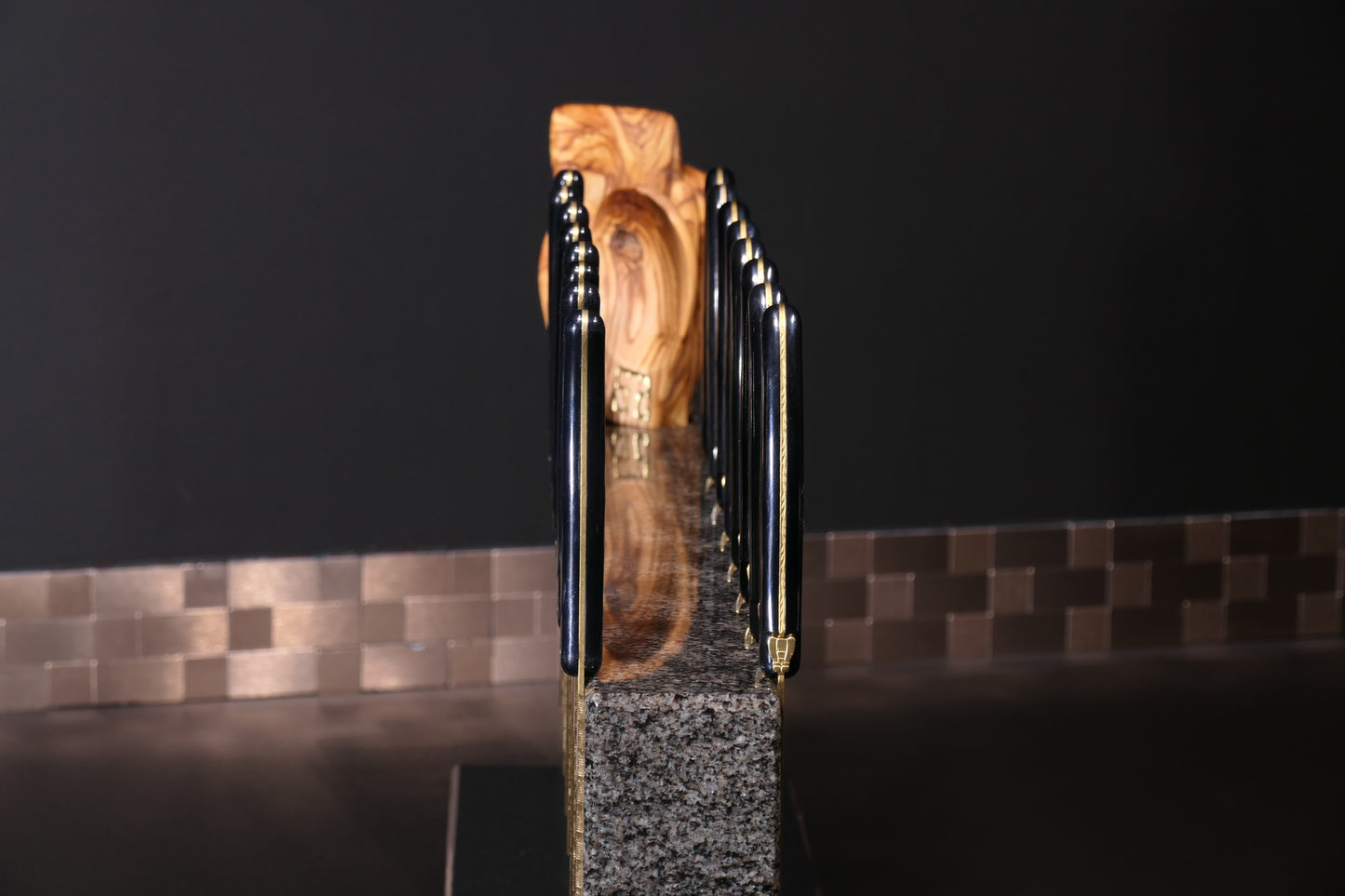 Knife block made of Nero Impala | Big Diamond Cut