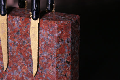 Knife block made of Goth Red | Big Diamond Cut