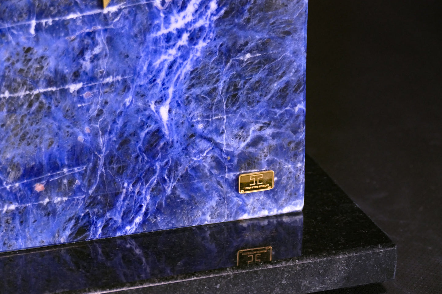 Sodalite knife block | Diamond Cut