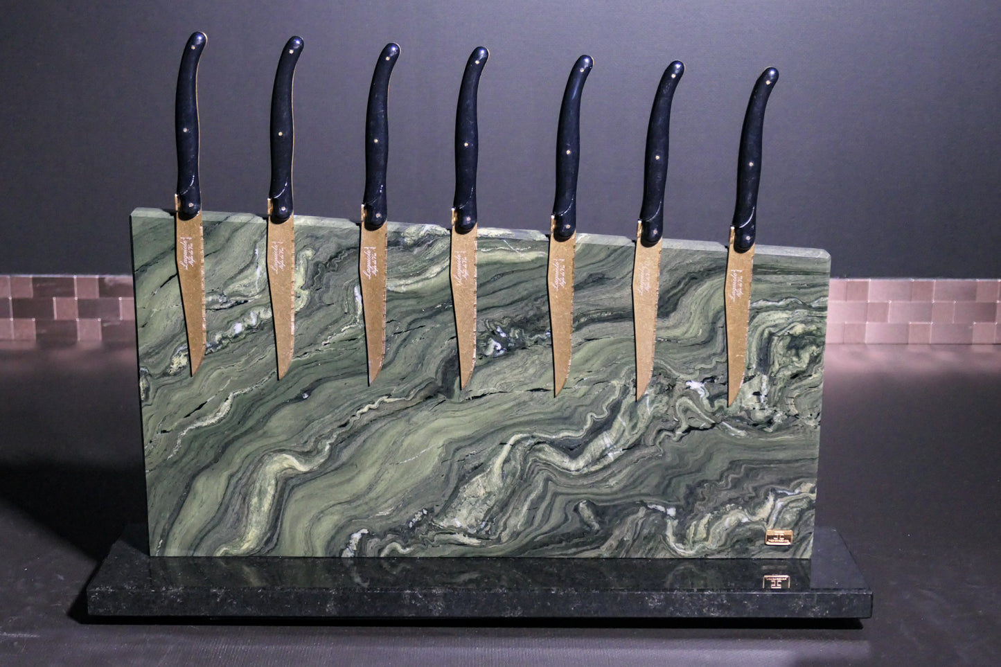 Knife block made of Verde Picasso | Diamond Cut