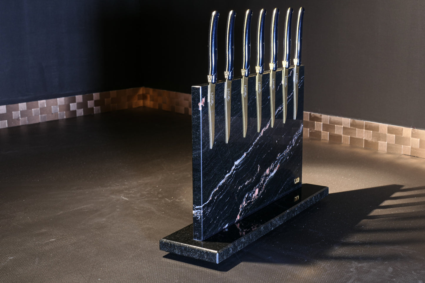 Porto Rosa knife block | Diamond Cut