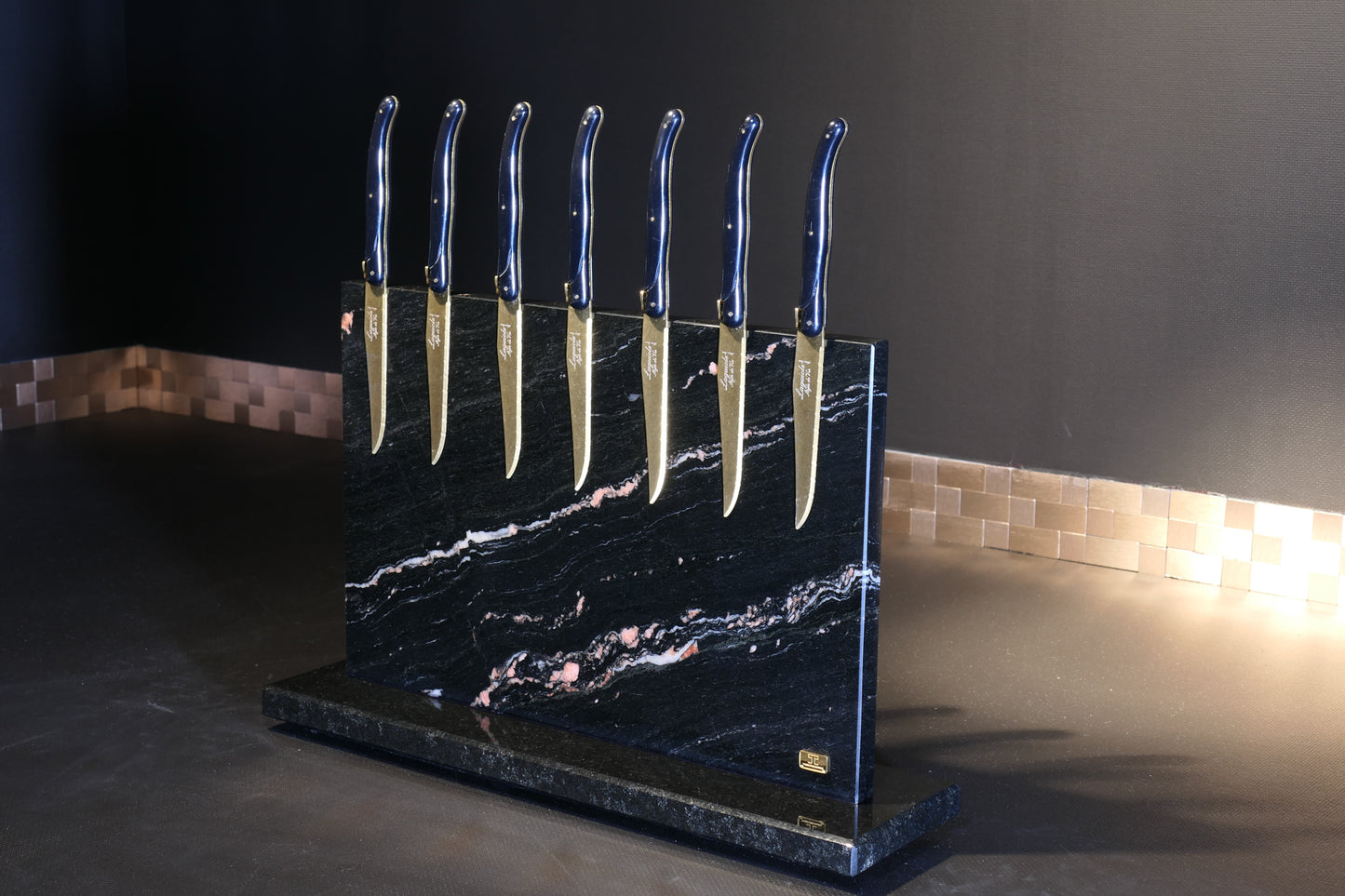 Porto Rosa knife block | Diamond Cut