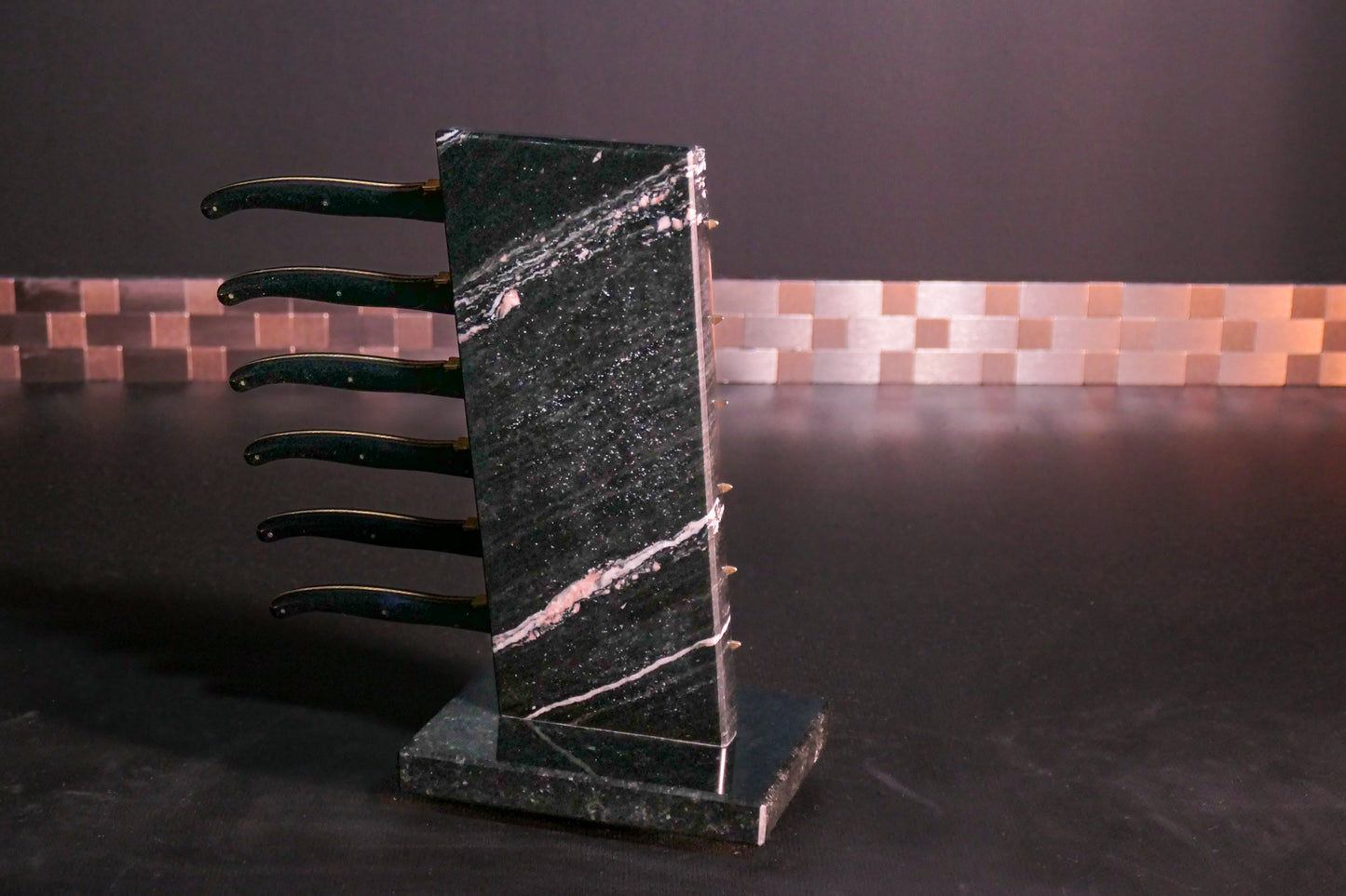 Porto Rosa knife block | Diamond Cut