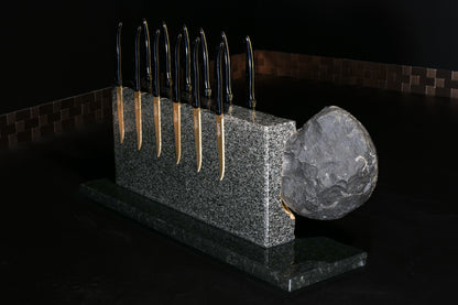 Knife block made of Nero Impala with a black ammonite