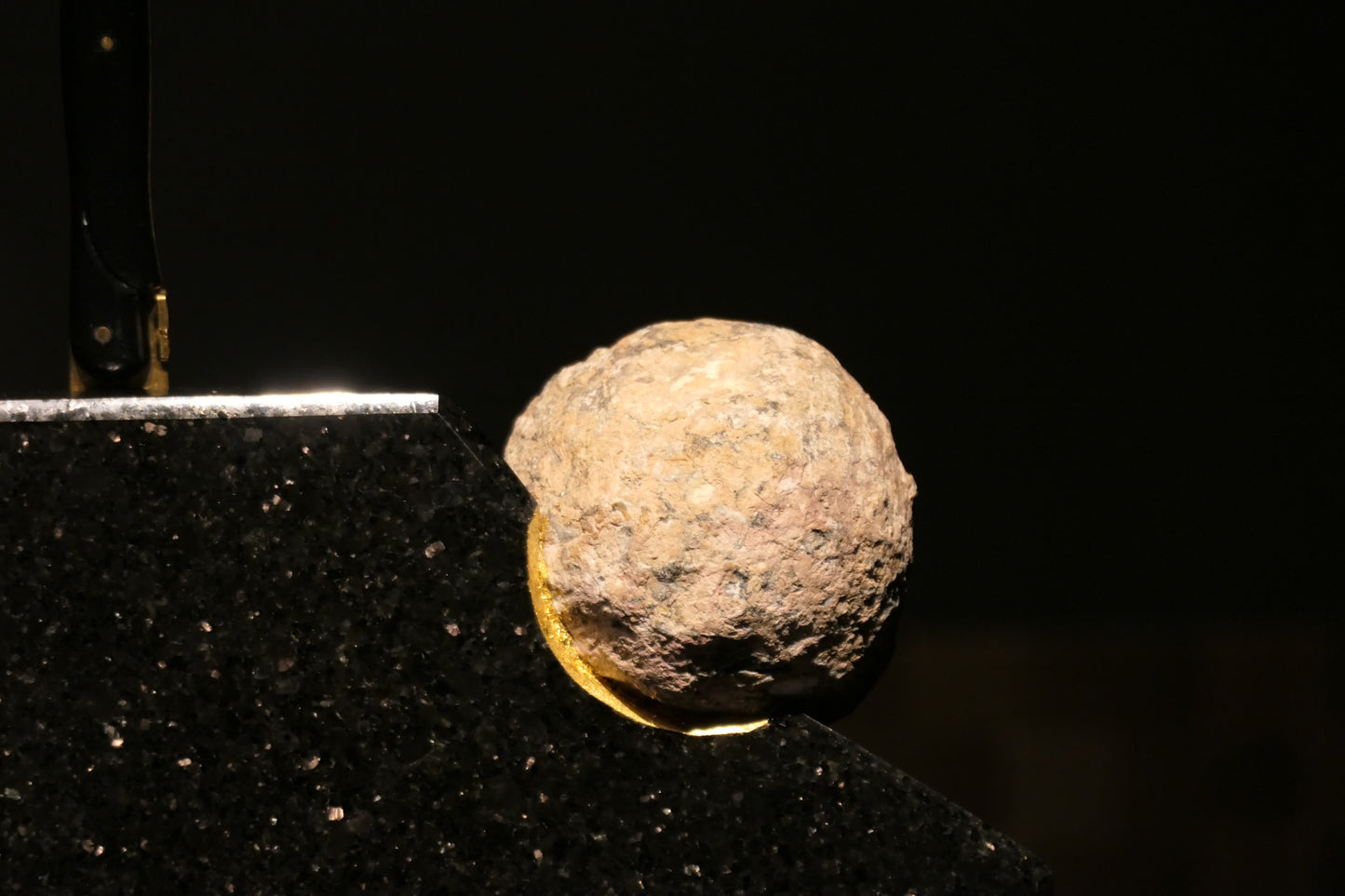 Star Galaxy Gold knife block with a geode