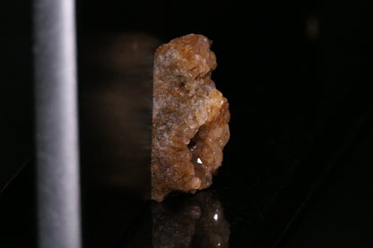 Knife block made of Nero Assoluto brushed with calcite crystal