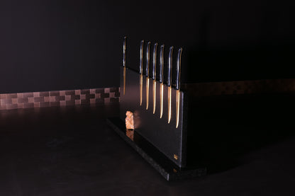 Knife block made of Nero Assoluto brushed with calcite crystal